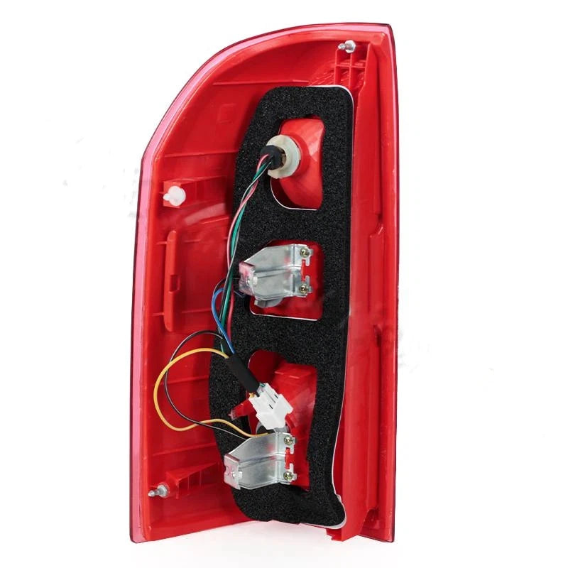 Pair Rear Tail Light For Nissan Patrol GU 2005 2006 2007 2008-2016  Brake Lamp Without Bulb Reversing Light 26550-VD325 26555-VD325