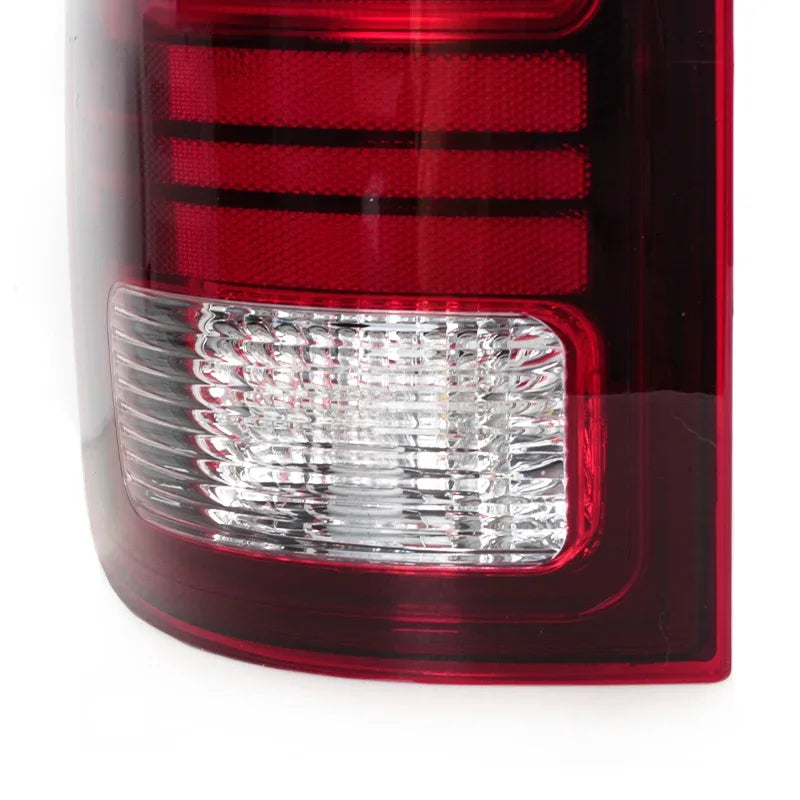 Car Rear LED Tail Light For Dodge Ram 1500 2013-2018 Turn Signal Light Stop Brake Lamp Reverse Fog Lamp Tail Light 68093080AC